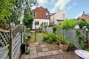 Photo 17- click for photo gallery